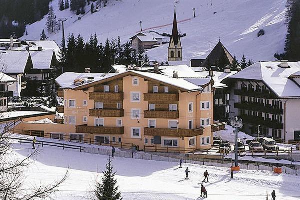 Hotel Serena Selva di Val Gardena Exterior photo